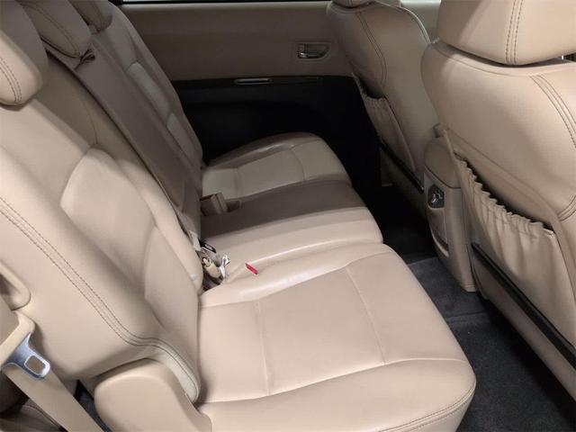 Photo of 2010 Crystal Black Silica Subaru Tribeca