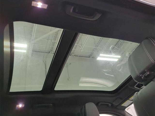 Photo of 2021  Land Rover Range Rover Velar