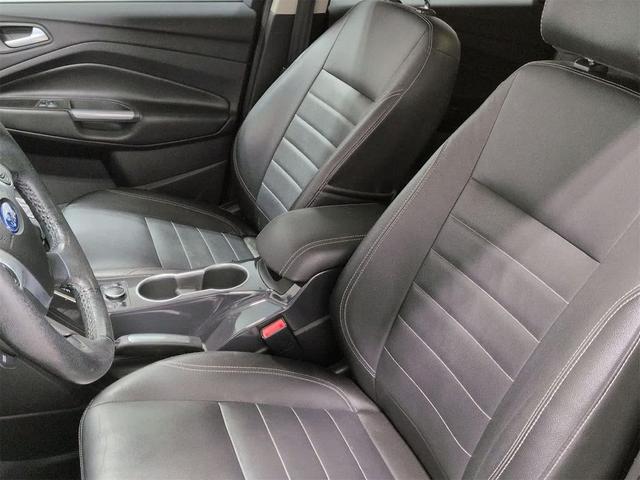 Photo of 2014 SUNSET METALLIC Ford Escape