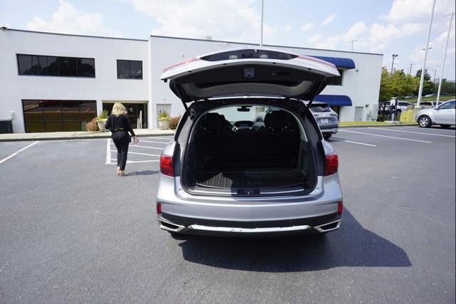Photo of 2020 Lunar Silver Metallic Acura MDX