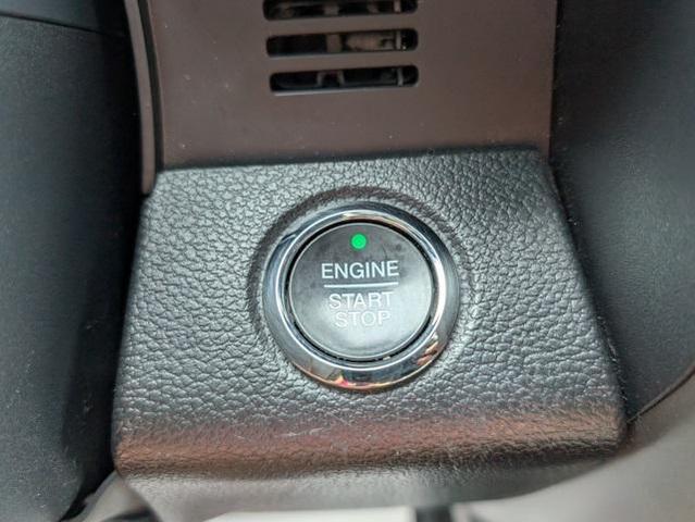 Photo of 2021 Antimatter Blue Metallic Ford Expedition
