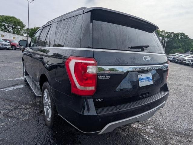 Photo of 2021 Antimatter Blue Metallic Ford Expedition