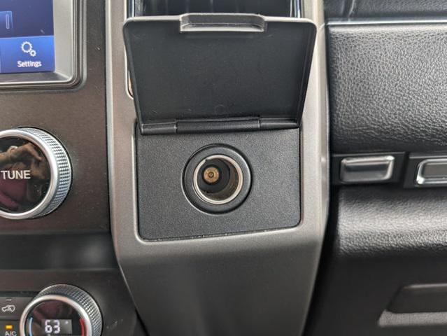 Photo of 2021 Antimatter Blue Metallic Ford Expedition