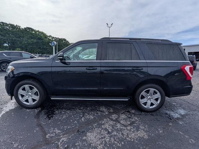 Photo of 2021 Antimatter Blue Metallic Ford Expedition