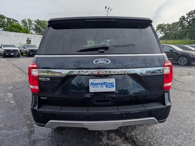 Photo of 2021 Antimatter Blue Metallic Ford Expedition