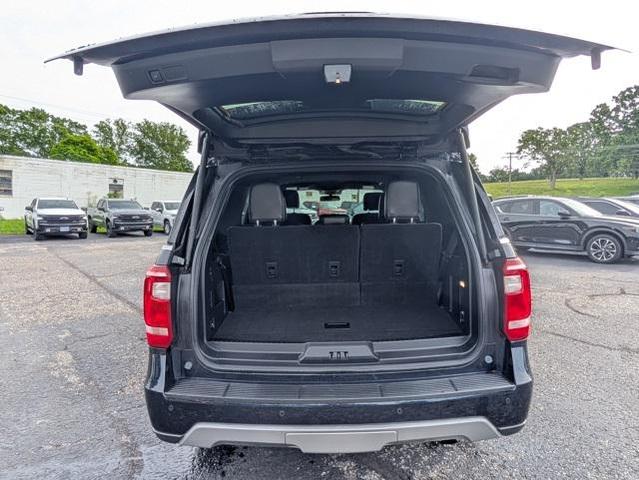 Photo of 2021 Antimatter Blue Metallic Ford Expedition