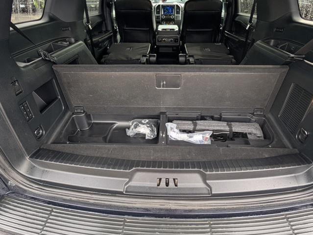 Photo of 2021 Antimatter Blue Metallic Ford Expedition