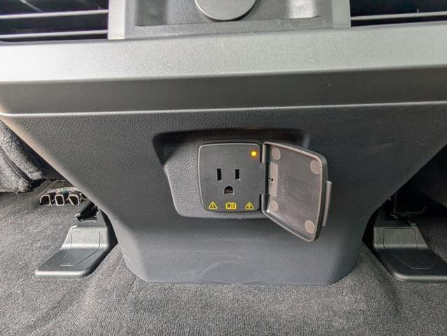 Photo of 2026 Glacier Gray Metallic Tri-Coat Ford F-350