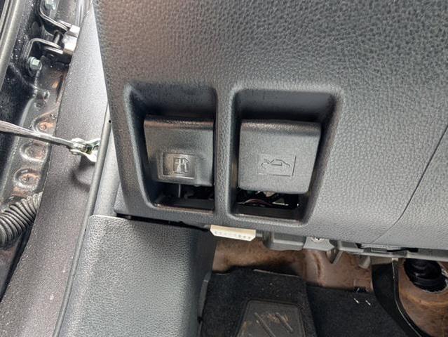 Photo of 2024 Magnetic Gray Metallic Toyota RAV4