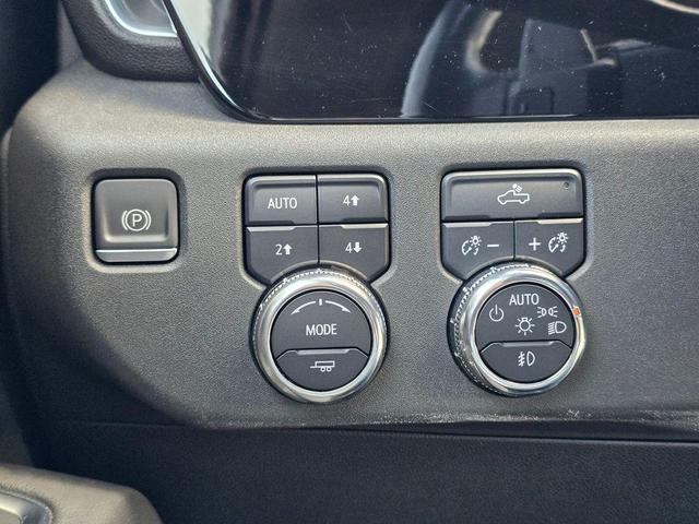 Photo of 2023 Onyx Black GMC Sierra 1500