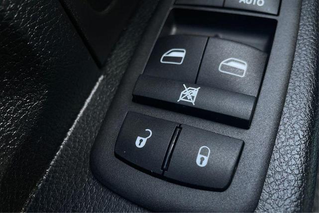 Photo of 2023 Diamond Black RAM 1500 Classic