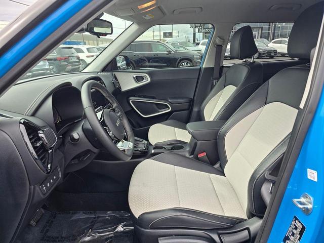 Photo of 2023 Surf Blue Kia Soul