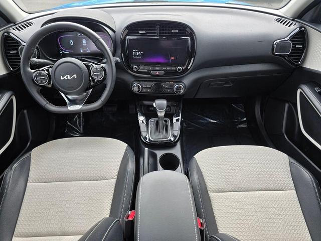 Photo of 2023 Surf Blue Kia Soul