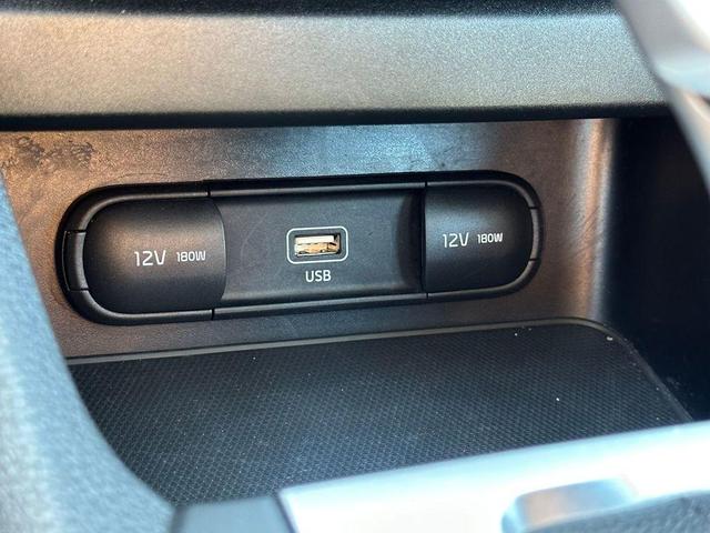 Photo of 2023 Aurora Black Pearl Kia Forte