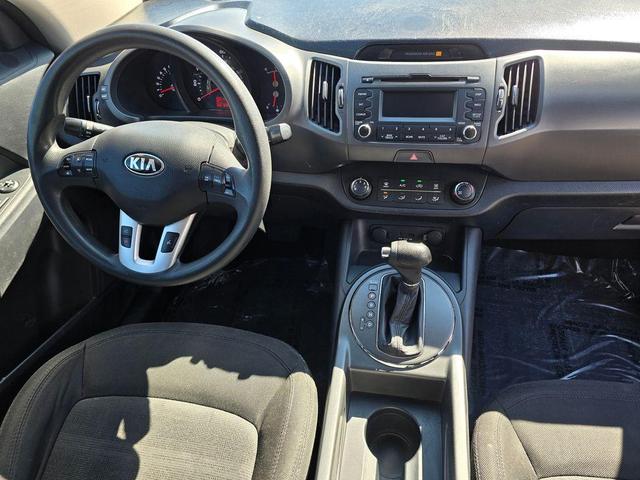 Photo of 2013 Signal Red Kia Sportage