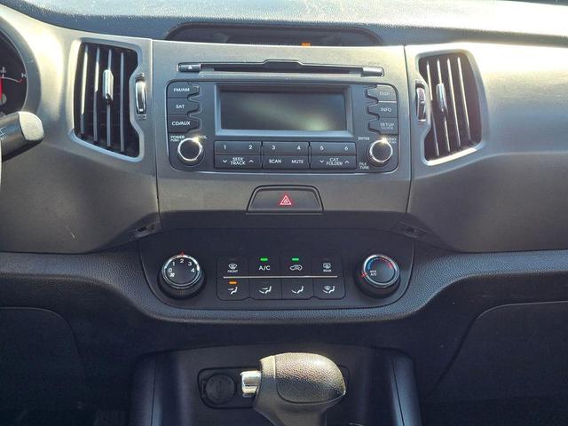Photo of 2013 Signal Red Kia Sportage