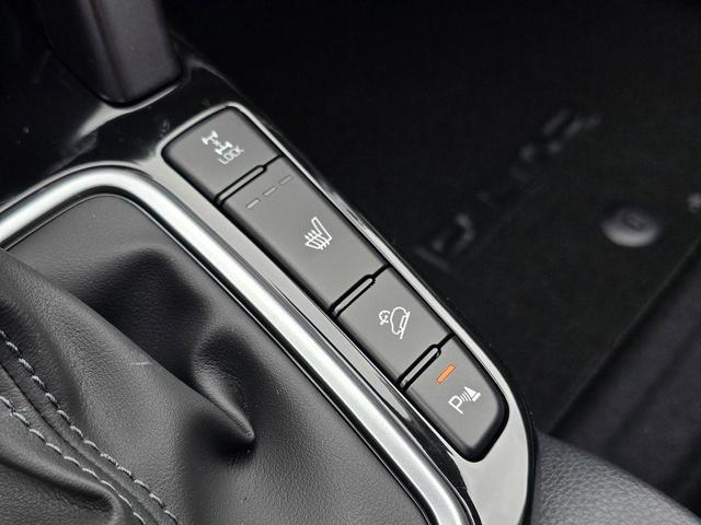 Photo of 2026 Steel Gray Kia Seltos