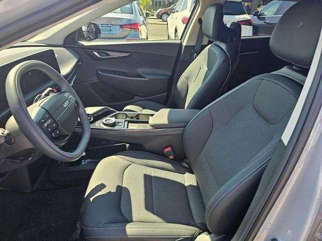 Photo of 2025 Wolf Gray Kia EV6