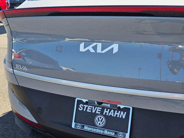 Photo of 2025 Wolf Gray Kia EV6