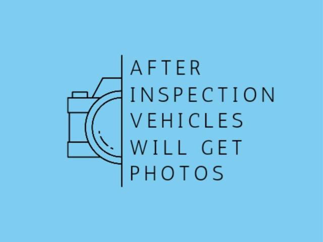 Photo of 2019 Bright White Clearcoat Jeep Cherokee