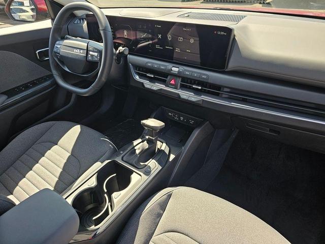 Photo of 2025 Currant Red Kia K4