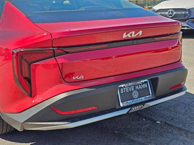 Photo of 2025 Currant Red Kia K4