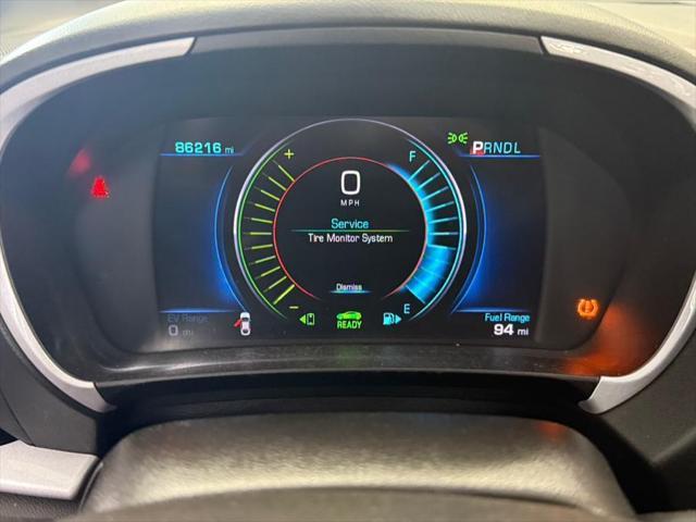 Photo of 2017 Summit White Chevrolet Volt