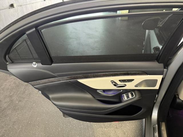 Photo of 2018 Black Mercedes-Benz S-Class