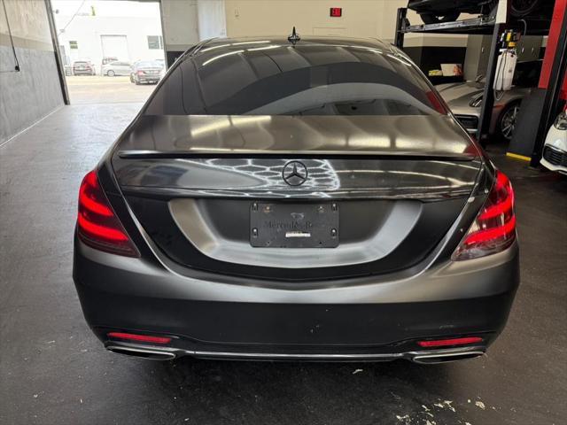 Photo of 2018 Black Mercedes-Benz S-Class
