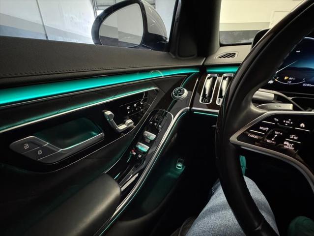 Photo of 2021 designo Diamond White Mercedes-Benz S-Class