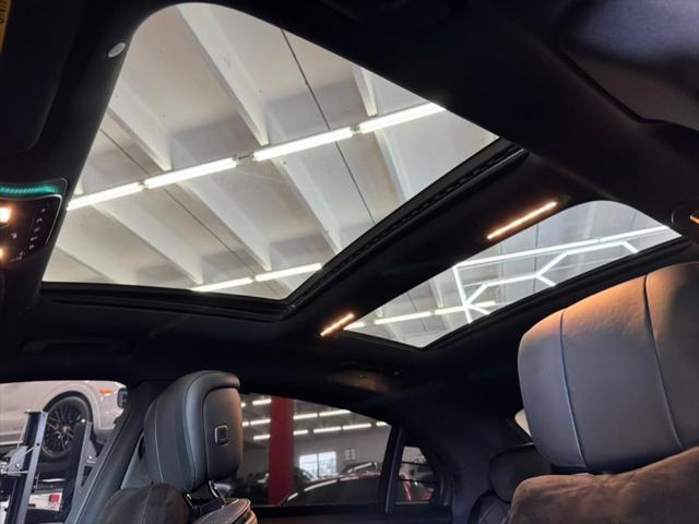 Photo of 2021 designo Diamond White Mercedes-Benz S-Class