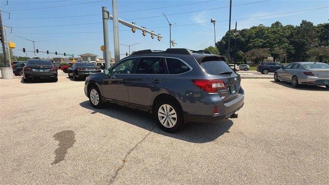 Photo of 2017 Carbide Gray Metallic Subaru Outback