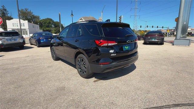 Photo of 2023 Mosaic Black Metallic Chevrolet Equinox