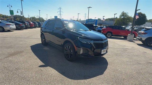 Photo of 2023 Mosaic Black Metallic Chevrolet Equinox
