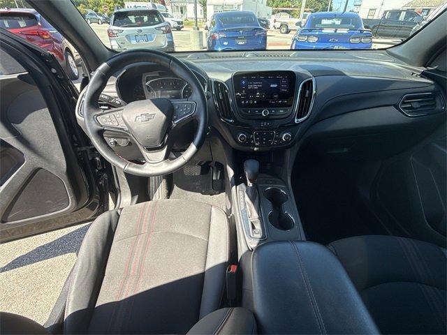 Photo of 2023 Mosaic Black Metallic Chevrolet Equinox