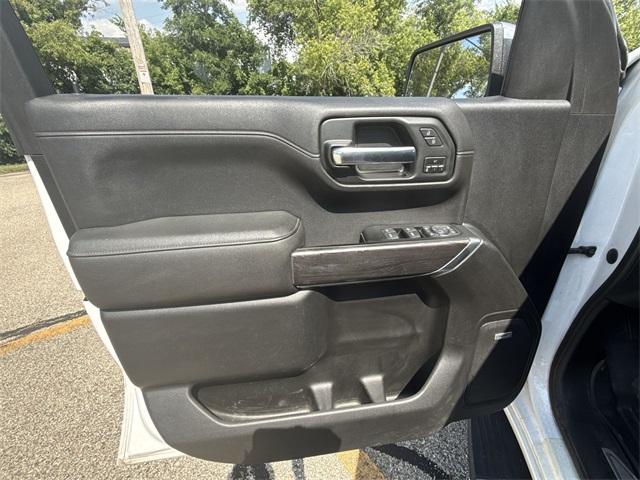 Photo of 2019 Summit White Chevrolet Silverado 1500