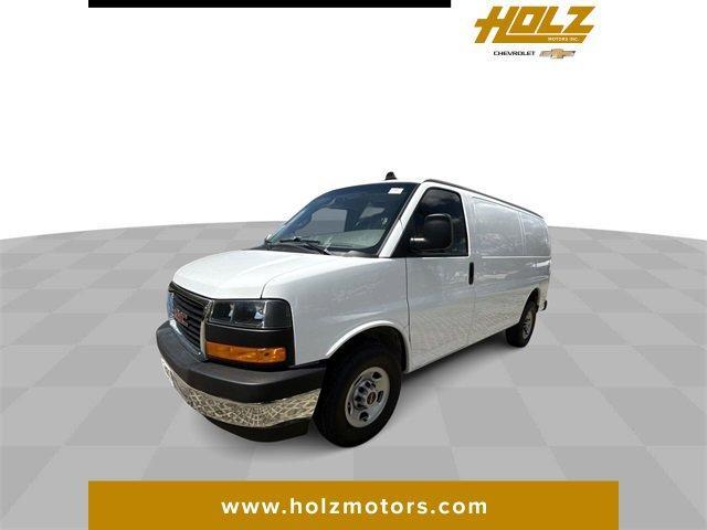 2022 GMC Savana 2500