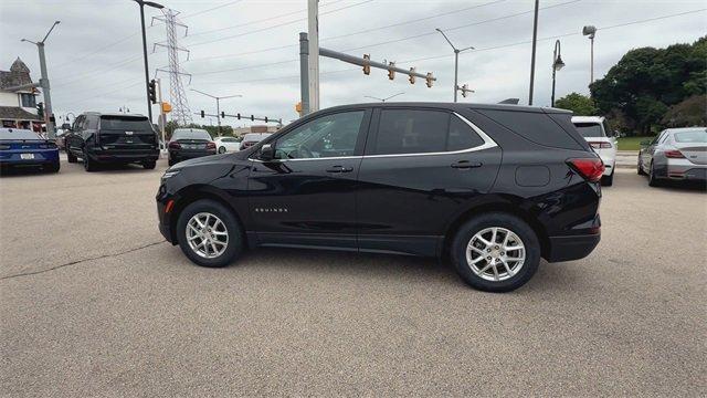 Photo of 2023 Mosaic Black Metallic Chevrolet Equinox