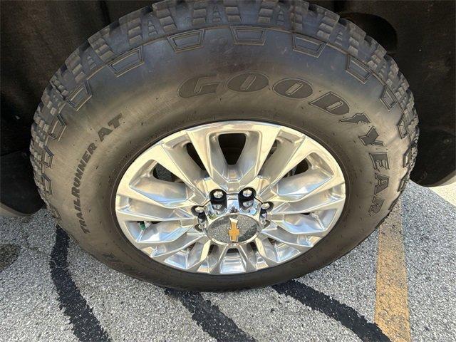 Photo of 2022 Northsky Blue Metallic Chevrolet Silverado 2500