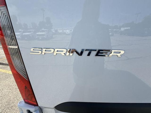 Photo of 2025 White Mercedes-Benz Sprinter 2500