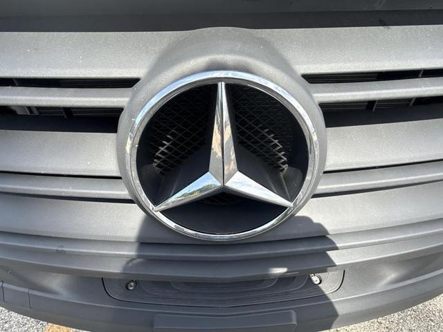 Photo of 2025 White Mercedes-Benz Sprinter 2500