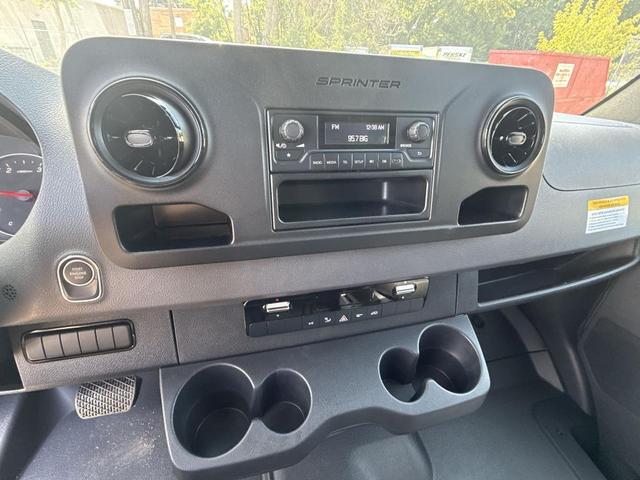 Photo of 2025 White Mercedes-Benz Sprinter 2500