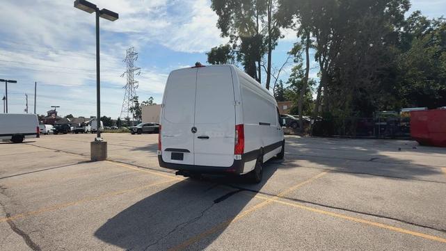 Photo of 2025 White Mercedes-Benz Sprinter 2500