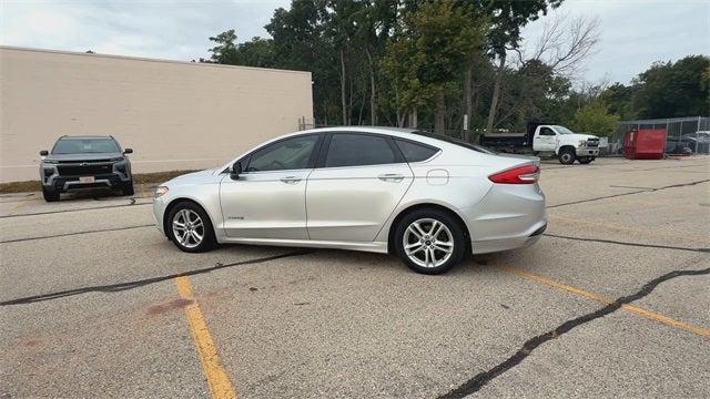 Photo of 2018 Ingot Silver Ford Fusion Hybrid