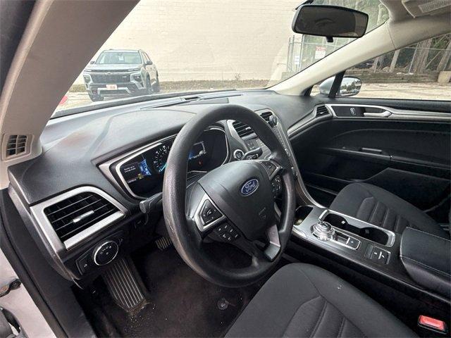 Photo of 2018 Ingot Silver Ford Fusion Hybrid