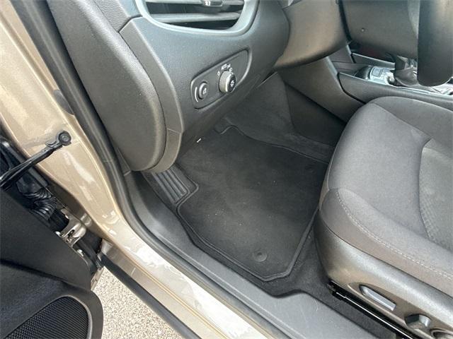 Photo of 2022 Mineral Gray Metallic Chevrolet Malibu
