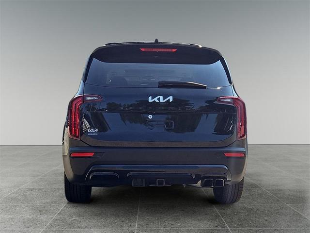 Photo of 2022 Ebony Black Kia Telluride