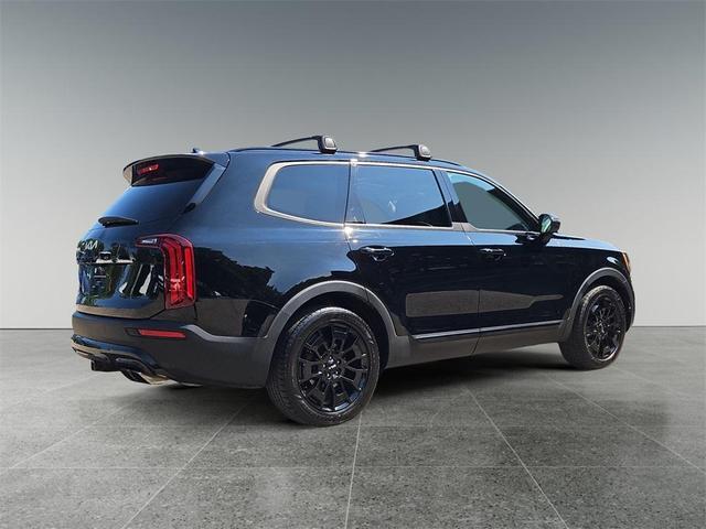 Photo of 2022 Ebony Black Kia Telluride