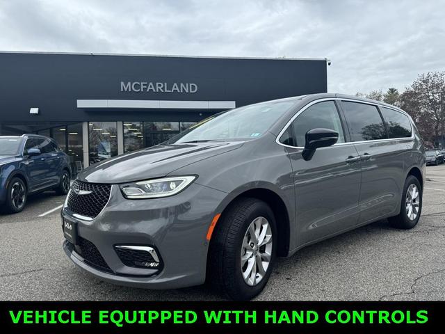 2024 Chrysler Pacifica
