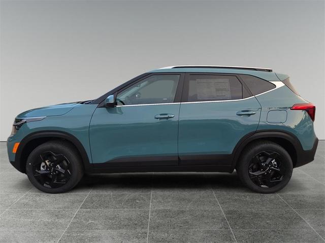 Photo of 2026 Blue Kia Seltos